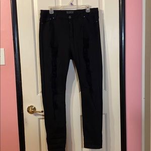 Black skinny jeans